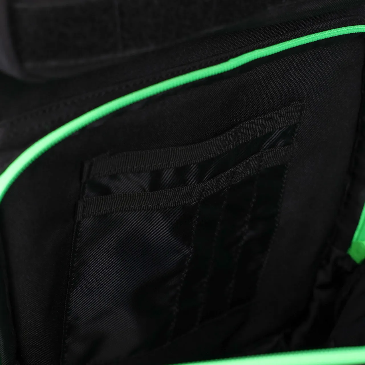 35L Backpack Black Neon Green