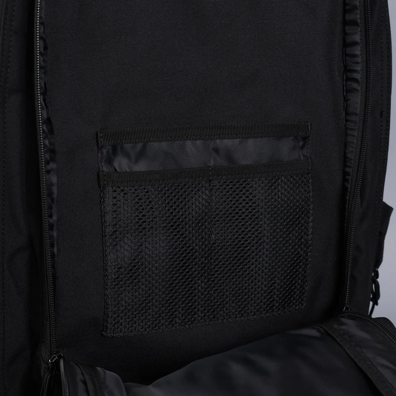 45L Backpack Black Venom