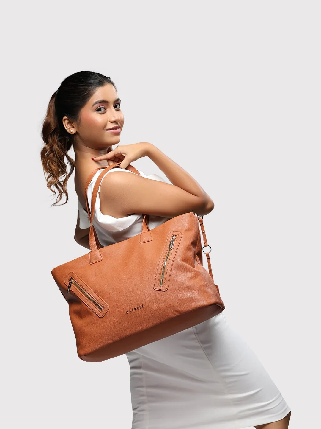 Caprese Lilith Laptop Tote Large Tan