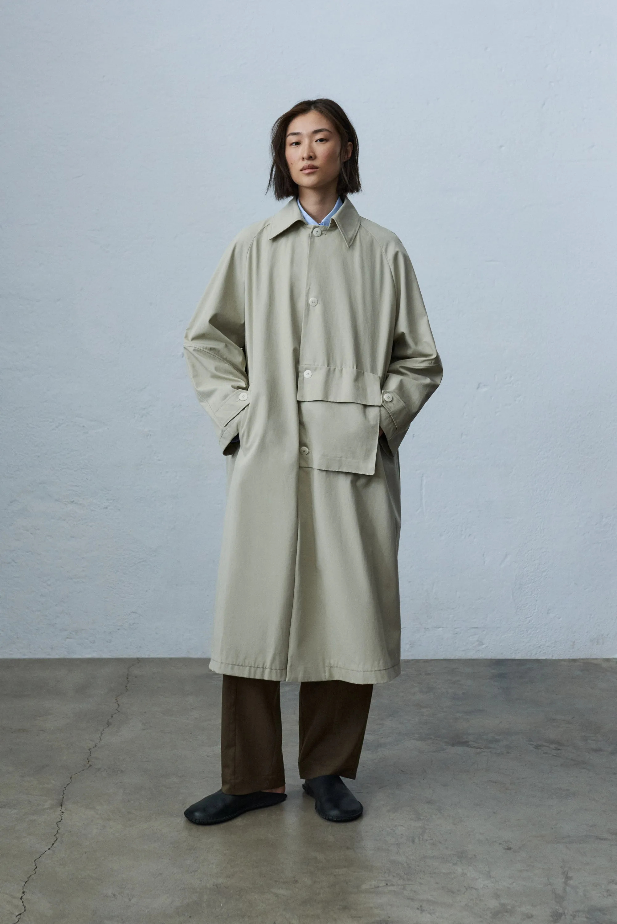 Front Pocket Trench, White Bone