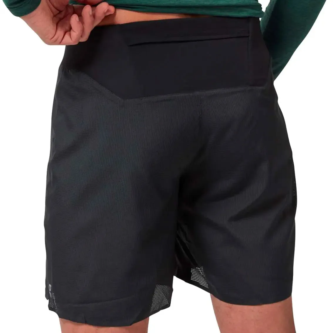 Mens On Running 7 Inch Lightweight Shorts