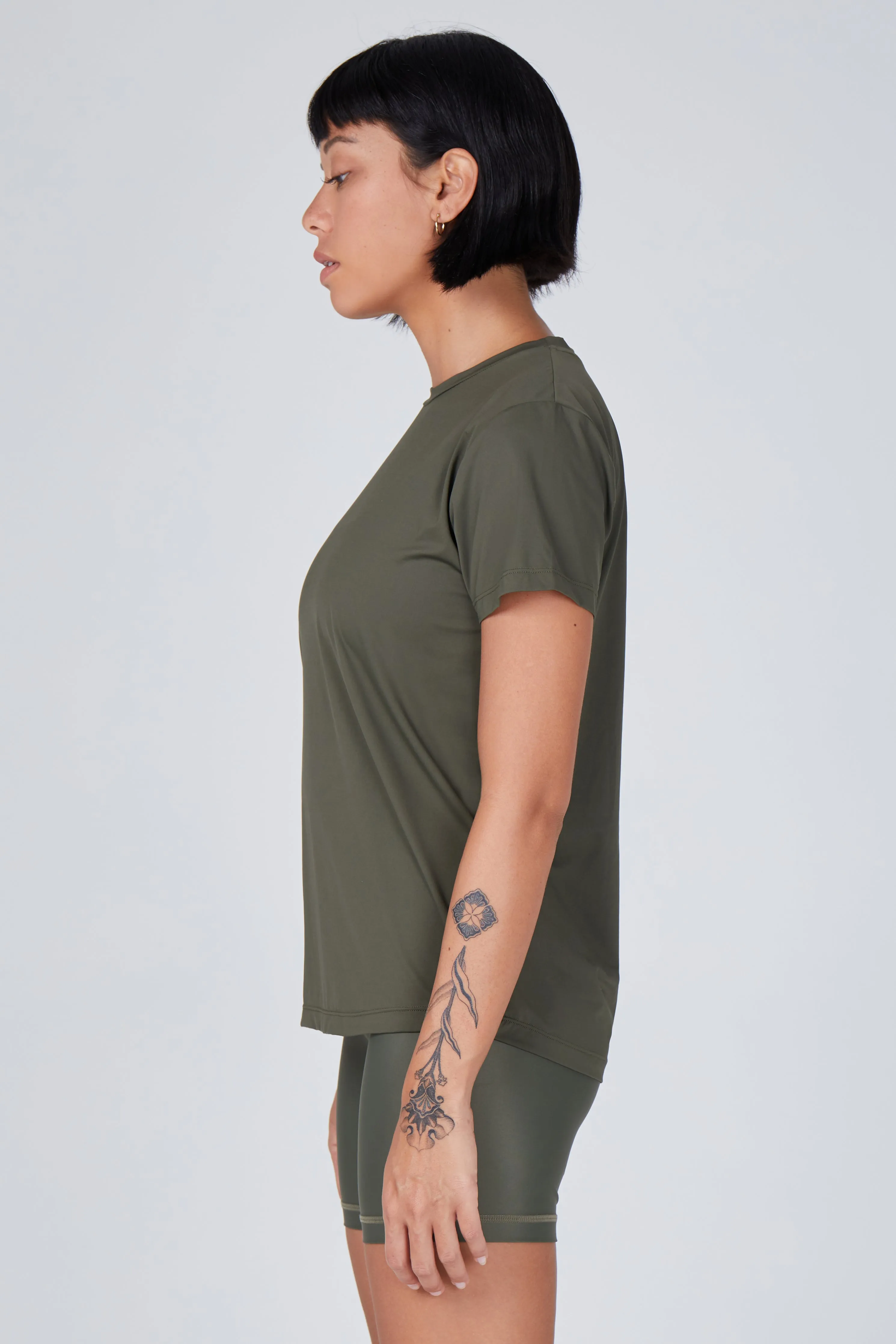 Nova Ultra Lightweight Crew Neck Tee | Recycled Nylon | Olive