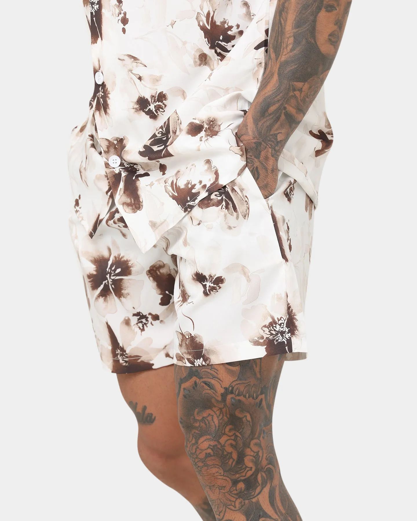 XXIII Booker Floral Shorts White/Black