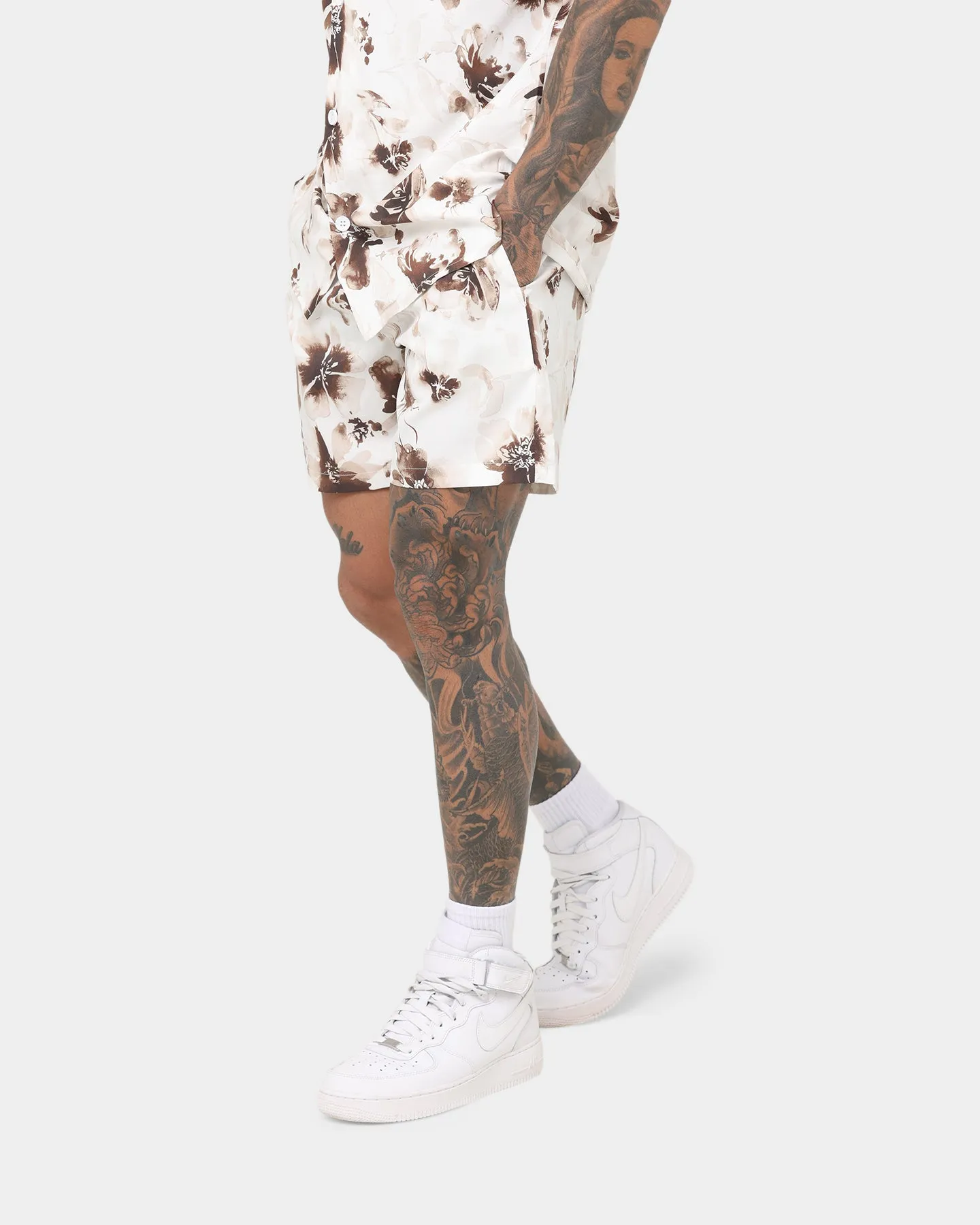 XXIII Booker Floral Shorts White/Black